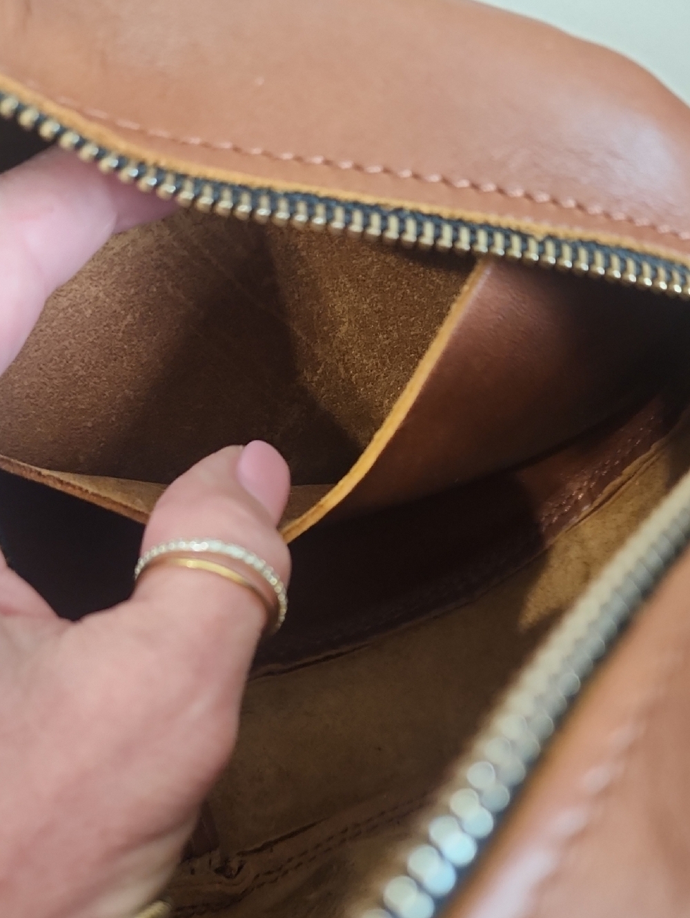 Portland Leather Goods Brown Cognac Small Round Circle Crossbody Bag - Picture 11 of 16